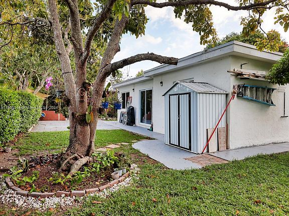 5th image of 7005 NW 95th Ave