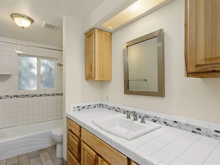 5121 SE Cesar E Chavez Blvd #5121 — Photo 6