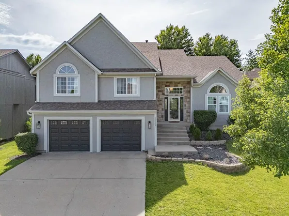 15752 S Central St, Olathe, KS 66062