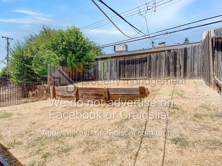 6113 Madison Ave — Photo 32