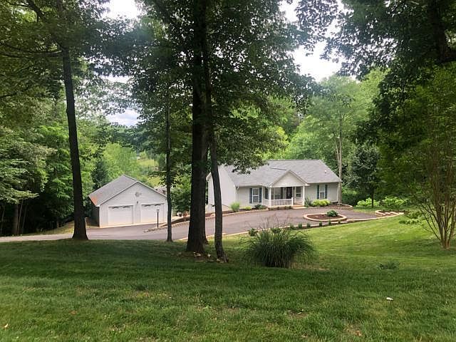 1st image of 180 Shady Wood Dr