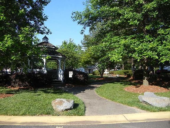 Quiet Established Neighborhood