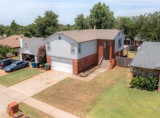 9693 Grissom Dr, Midwest City, OK 73130