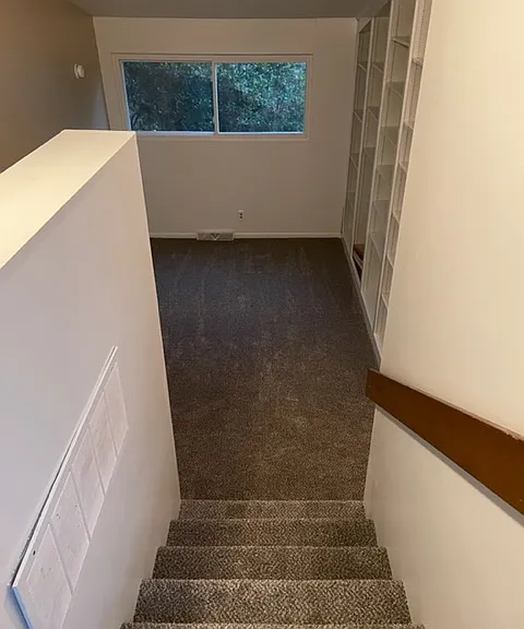 210 Charleston Ave — Photo 14