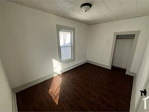 40 Garnet St #4 — Photo 7