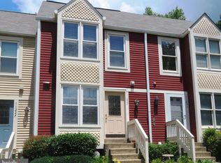 11229 Silentwood Ln, Reston, VA 20191