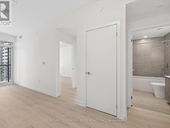 5th image of 110 Broadway Ave #2113S