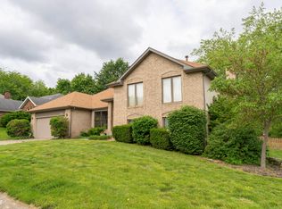 5575 S Fort Ct, Springfield, MO 65810