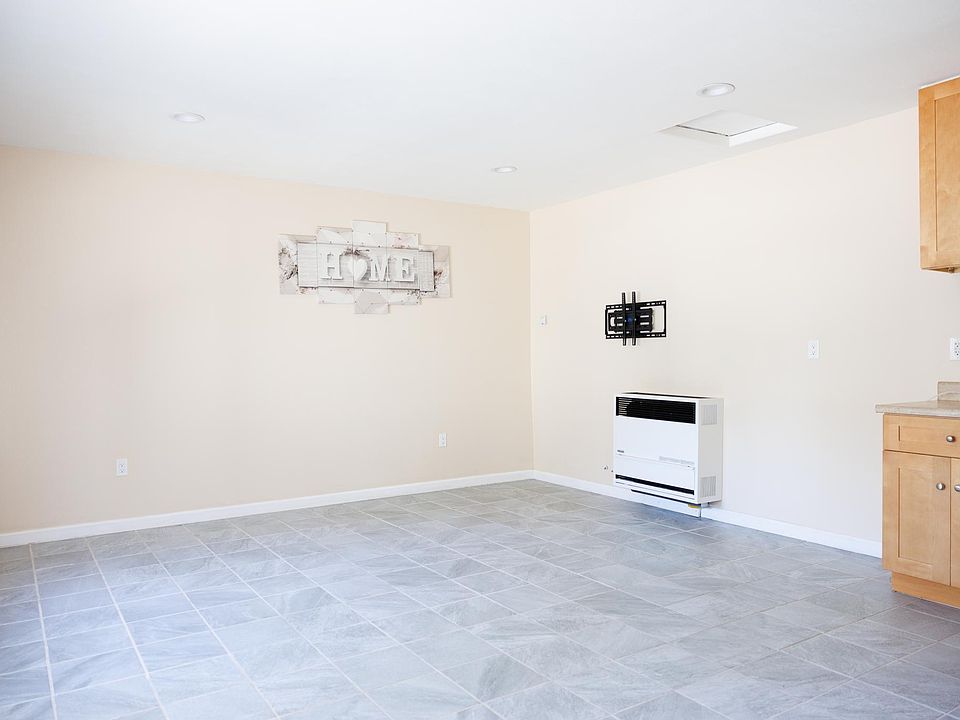 1st image of 1153 W 78th St