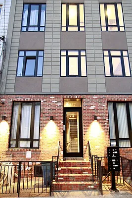 Rented by Rumah Realty Inc | media 7