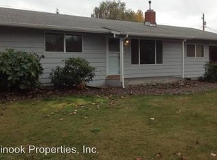 364 Suburban Ave, Eugene, OR 97404