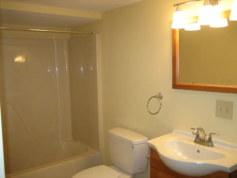 14 Roebuck Ave #8 — Photo 6