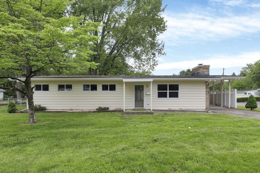 Real estate listing image