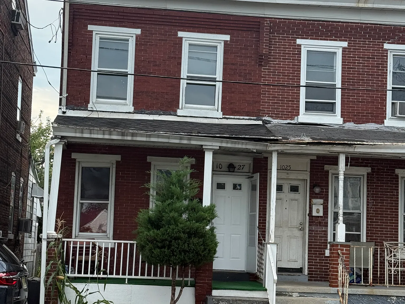 3 bed, 1134 sqft, $2,400 — Photo 1