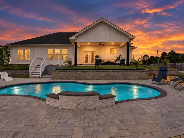 3026 Malone Dr, Panama City, FL 32405