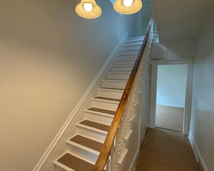 38 E Albany St — Photo 5