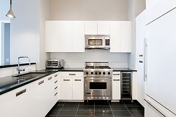5th image of 4630 Center Blvd APT 1602