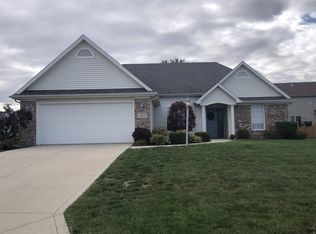 11109 Mock Orange Ln, Fort Wayne, IN 46818