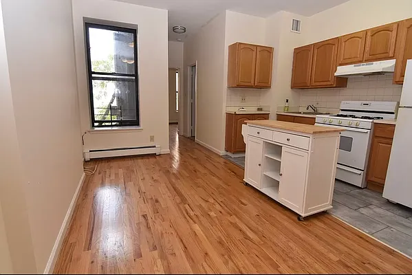 Rented by Compass | media 6