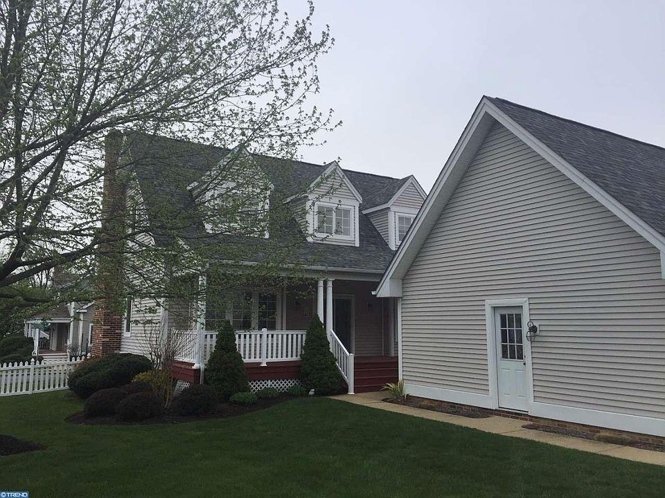 2nd image of 600 Wexford Ave