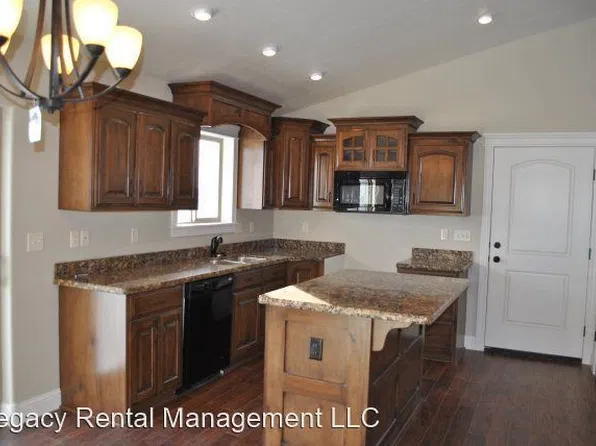 3750 E Ridgeland Dr, Idaho Falls, ID 83401