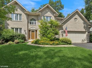 570 Patriot Ct, Gurnee, IL