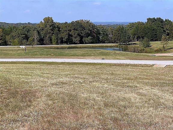 2nd image of 164 Toscana Cir