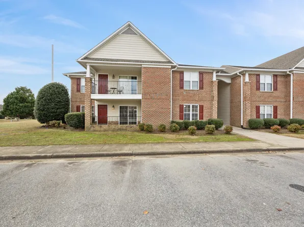 1720 Renwick Dr APT 102, Fayetteville, NC 28304