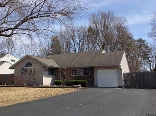 30 Terry Ave, Schenectady, NY 12303