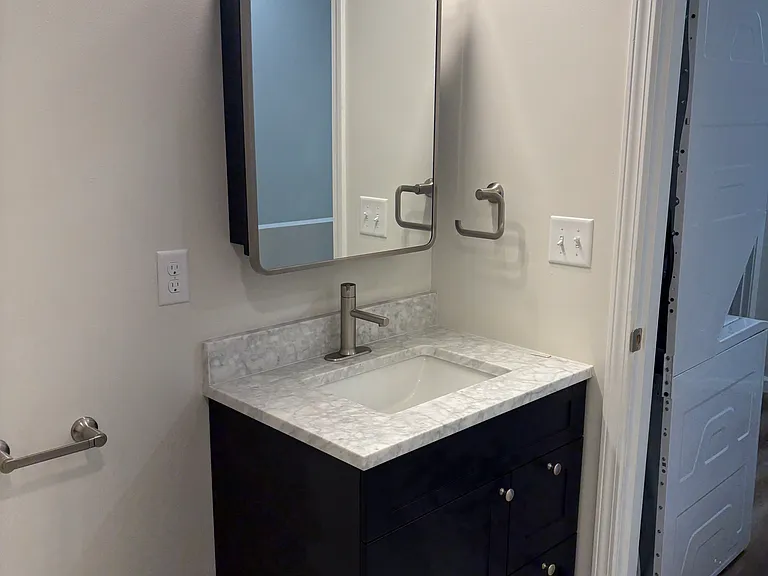 617 Alabama St — Photo 8