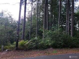 91 N Colony Surf Dr, Lilliwaup, WA 98555