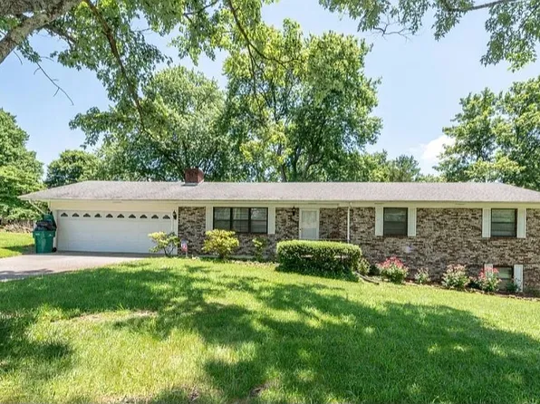 4018 Kimsey St, Rockford, TN 37853