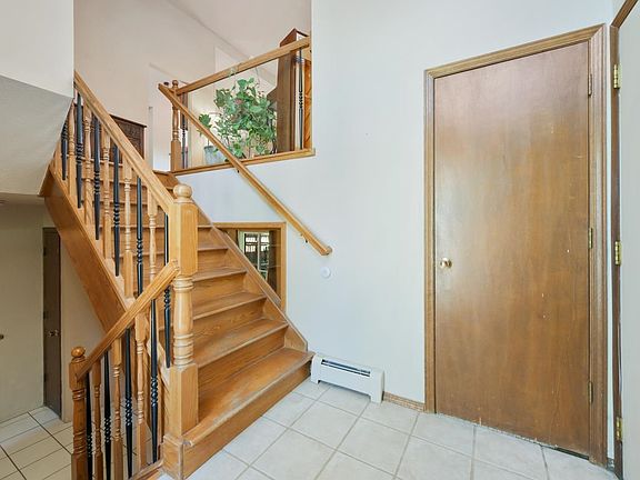 3rd image of 2282 Windwood Ct