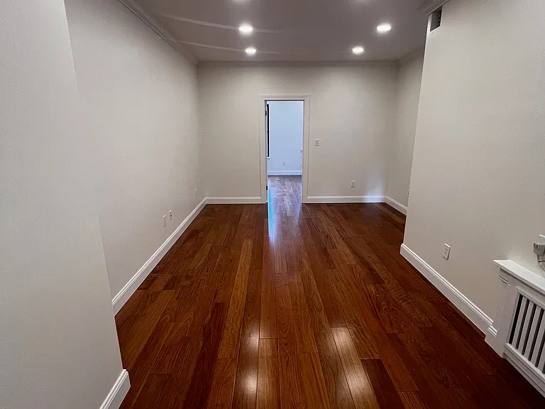 348 E 65th St #17 — Photo 11