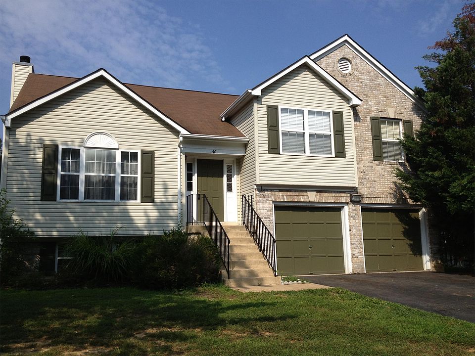 1st image of 46 Bloomington Ln