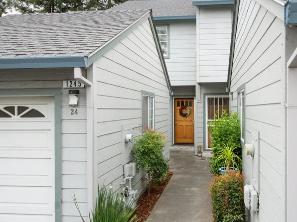 1245 Eardley Avenue, Santa Rosa, CA 95401
