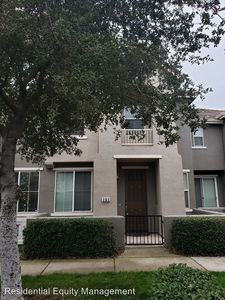 203 Esplanade Cir, Folsom, CA, 95630