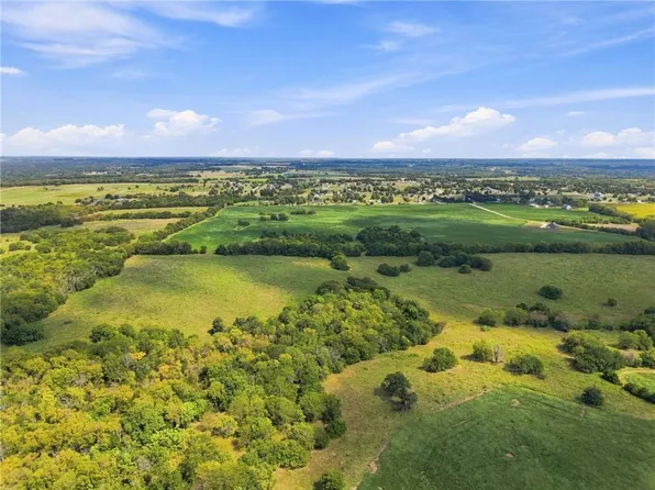 271st New Lancaster Rd, Louisburg, KS 66053