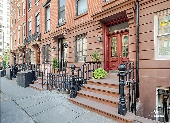 Rented by Warburg | media 6