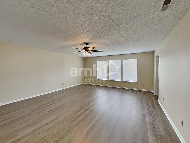 10398 Mohawk Trl — Photo 12