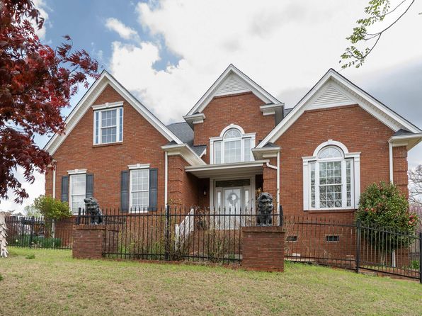 109 Circle Rd