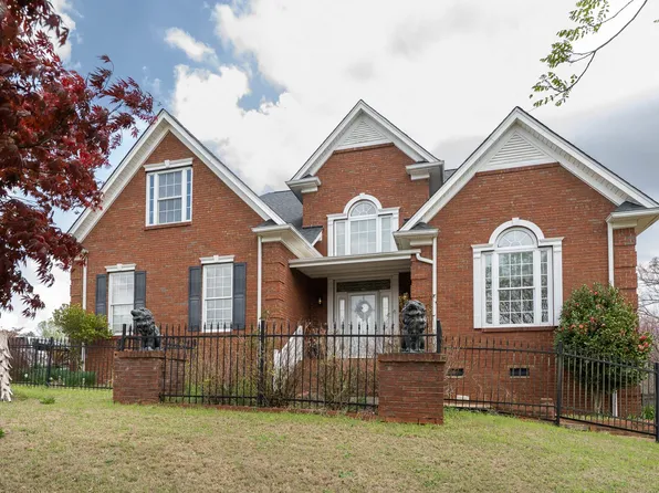 109 Circle Rd, Greenville, SC 29617