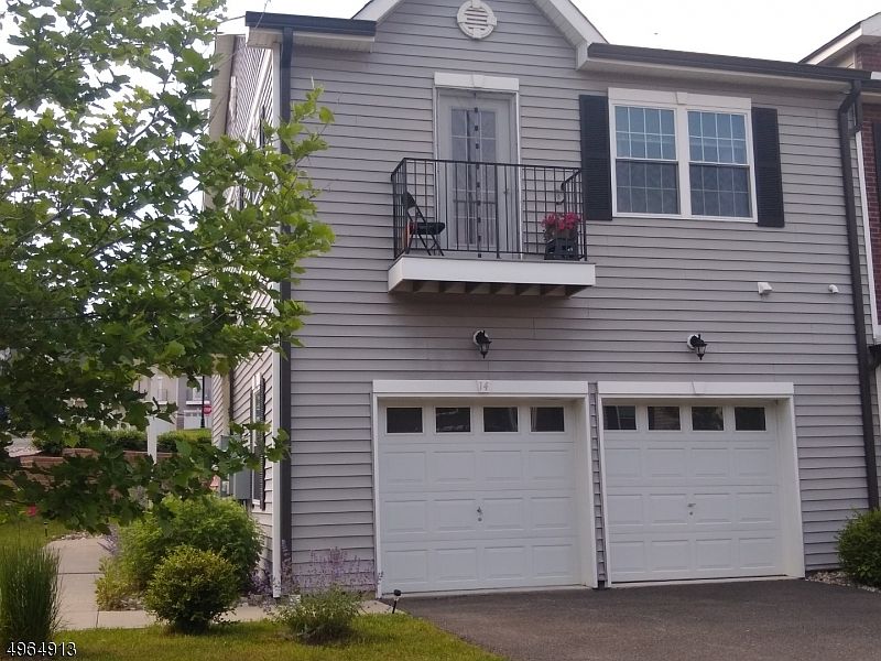 1st image of 14 GIANCARLO LN