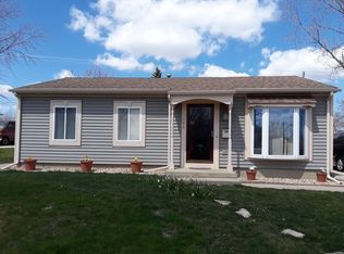 406 Healy Ave, Romeoville, IL 60446