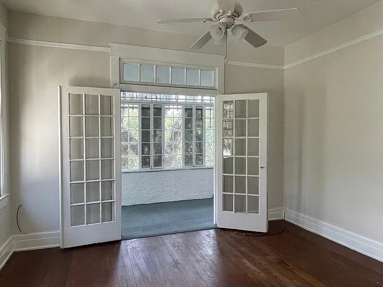 4620 Saint Charles Ave #H — Photo 2