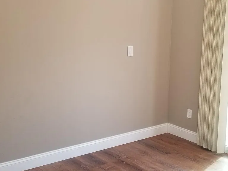 2604 Sierra Vista Ct #S200 — Photo 6