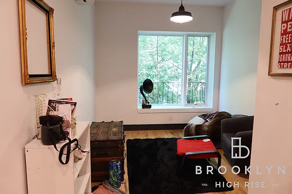 Rented by Brooklyn High Rise LLC | media 49