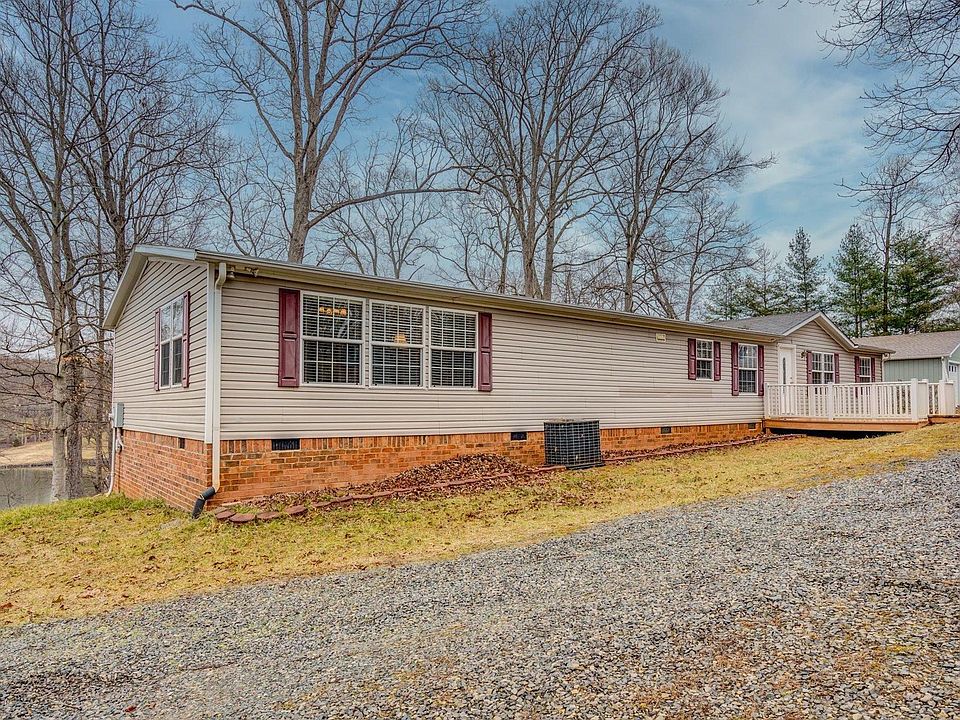 1st image of 20 Bluewater Ct