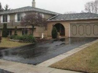 7218 Richard Rd, Darien, IL 60561