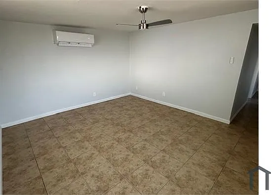 417 N 32nd Pl — Photo 9